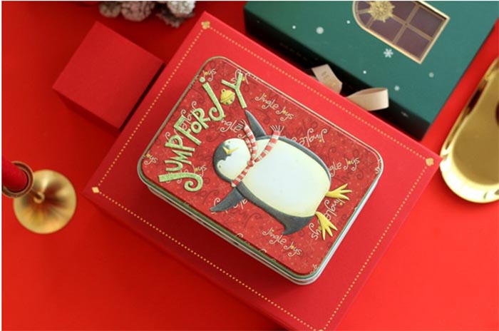 企鹅图案长方形圣诞糖果铁盒
